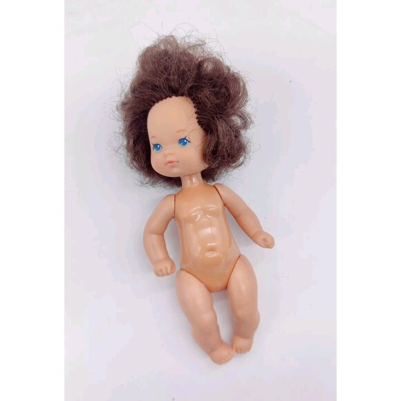 Vintage 1976 Vintage Heart Family Baby Toddler Doll? Mattel Brown Wavy Hair 4.5" - Picture 2 of 15